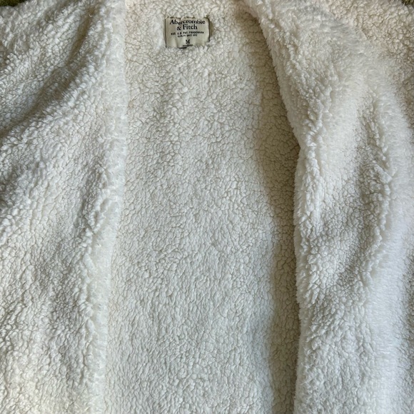 Abercrombie & Fitch Oatmeal Heathered Sherpa Lined Jacket Size Medium - Picture 4 of 11